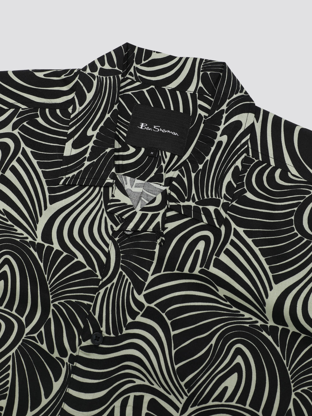 Mint Ben Sherman B by Ben Sherman Psychedelic Swirl Print Shirts | 2904-FPJUA