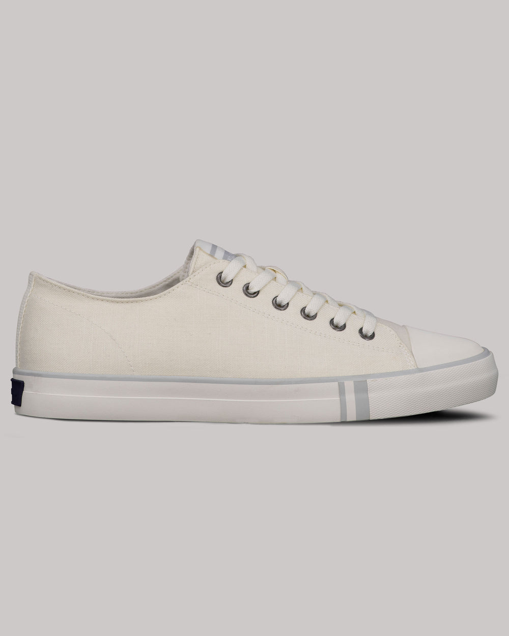 White Ben Sherman Hadley Lo Sneakers | 4952-WVZUC